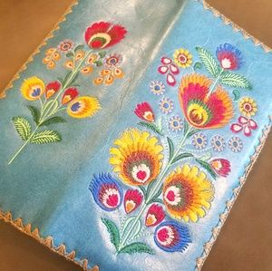 Lavishy Vegan "Leather" Flower Wallet